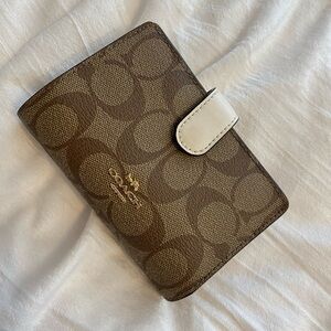 Coach Wallet !